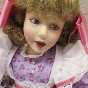 Franklin Heirloom Doll